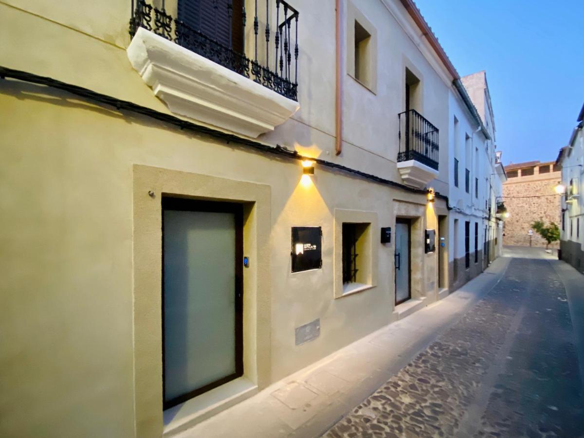 Apartamentos Caceres Central Suites "Torres De Caceres" Exterior photo